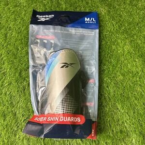 Reebok Soccer Shin Guards Adult M/L - 1 Pair - New‎ Blue Football  Protective